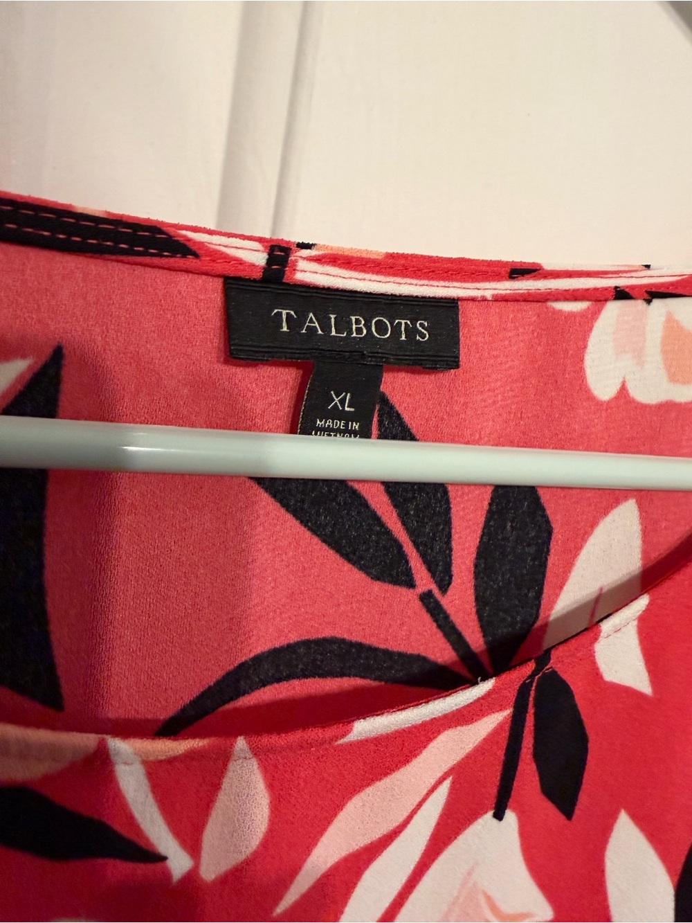 Talbots Coral Floral Scoop Neck Long Sleeve Top - Picture 3 of 3